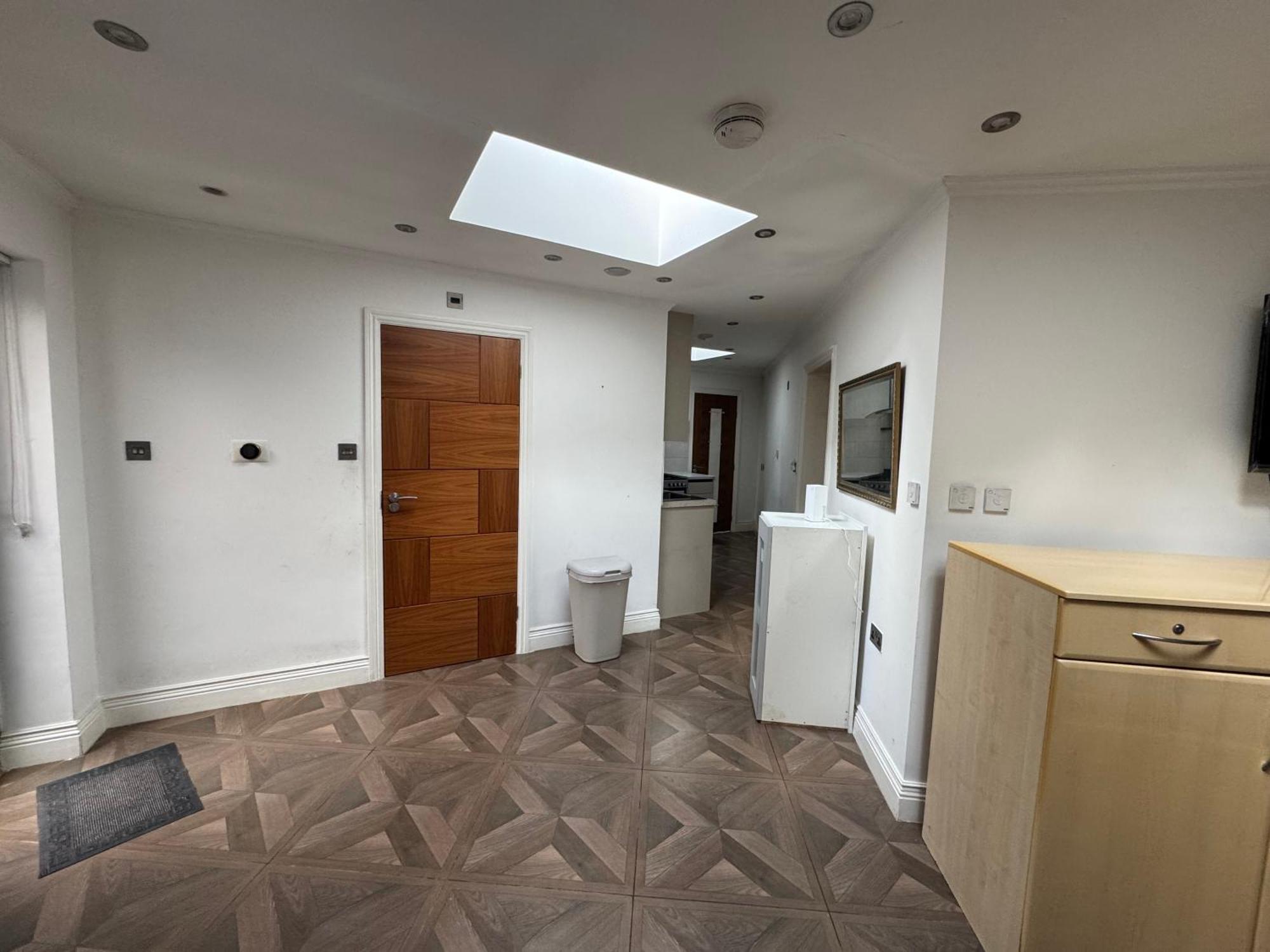 Homestay 43 Lawn Avenue Yiewsley